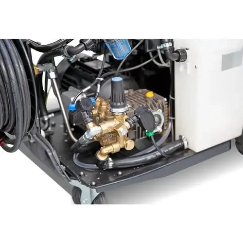 Masina de spalat cu presiune cu apa calda HDR-H 90-20 CLEANCRAFT Masina de spalat cu presiune cu apa calda HDR-H 90-20 CLEANCRAFT Putere motor absorbita 6.5 kw